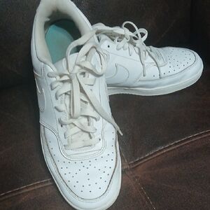 Nike Men's White Leather Sneakers